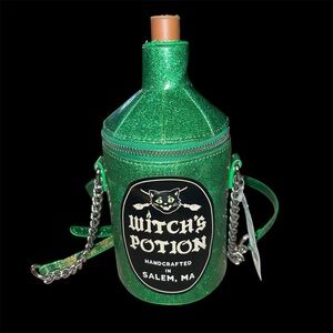 MAD ENGINE FINE BY ME Green Sparkle Crossbody Bag Witch’s Potion Bottle NWT
